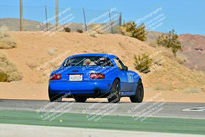 media/Dec-13-2025-Extreme Speed (Sat) [[d129ecb0b9]]/Beginner/Session 2 (Turn 4)/